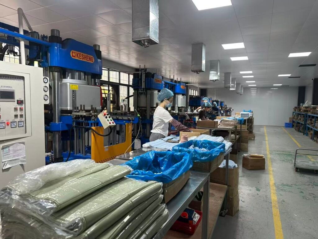 silicone products manufacturer factory picture 1